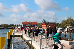 Fischerhafen am Leuchtturm Plau am See & Fischerhof an der Metow  Plau am See :: Müritzfischer