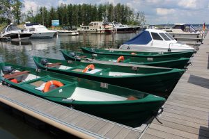 Die Bootsflotte im Fischerhafen Plau am See :: Bootsverleih :: Müritzfischer